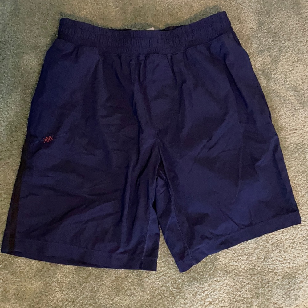 Rhone 9” Versatility Shorts Size M